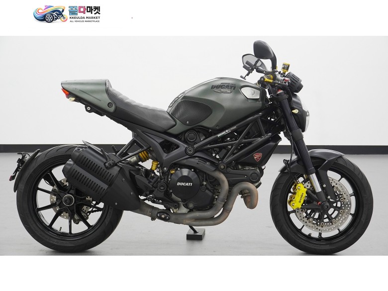 [ 매버릭바이크 ] 관리상태 최고 수준의 두카티 몬스터 1100 EVO 디젤 판매합니다.