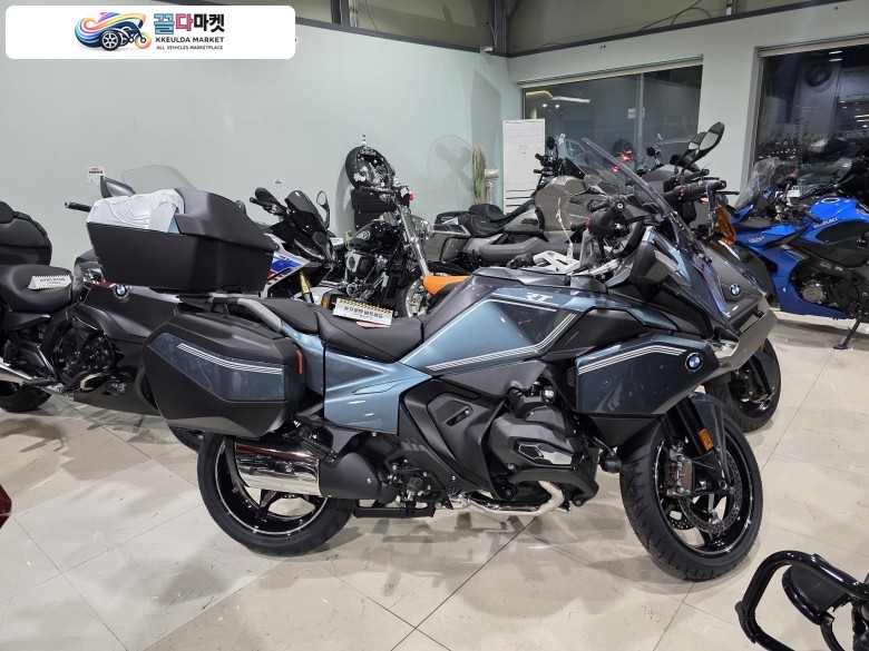 tax100% , vat 100% , 계산서 100% BMW R1300RT option 719 차량입니다^^