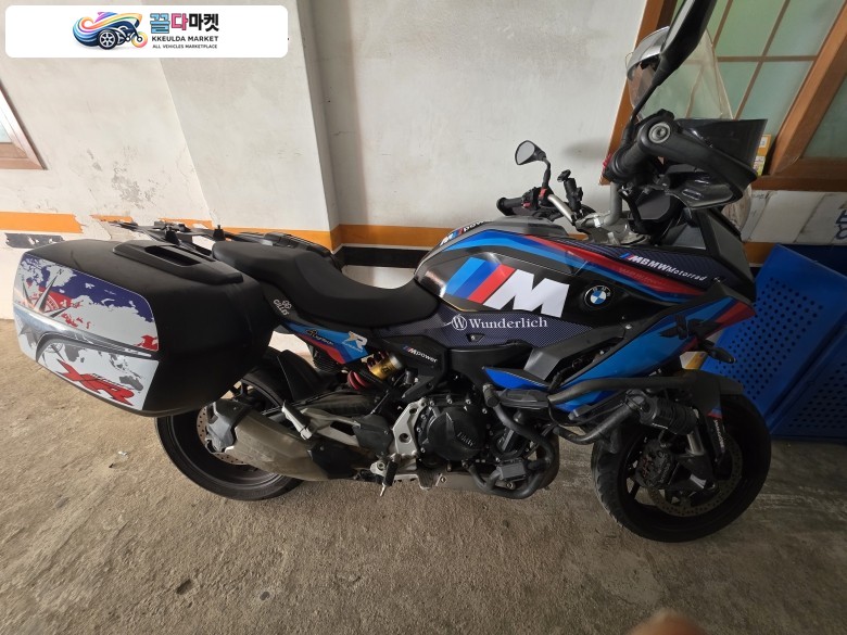 BMW F900XR팝니다 1대차주