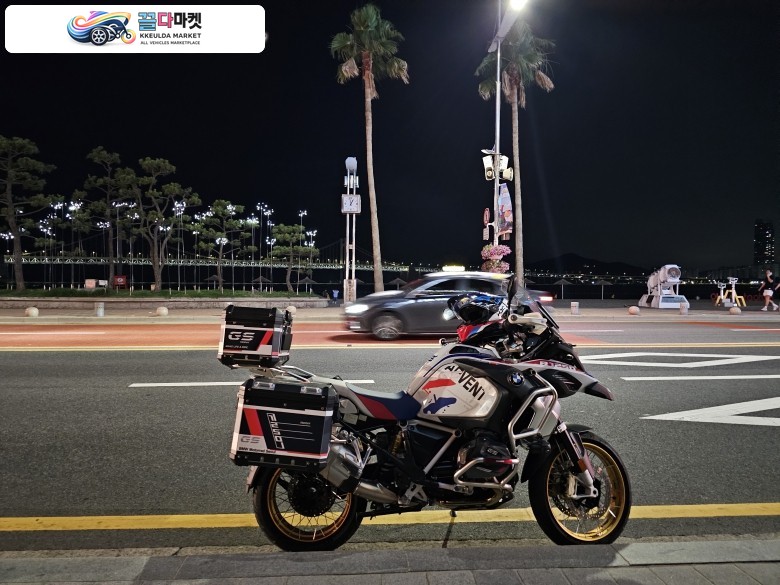 bmw r1250 gsa 22년식