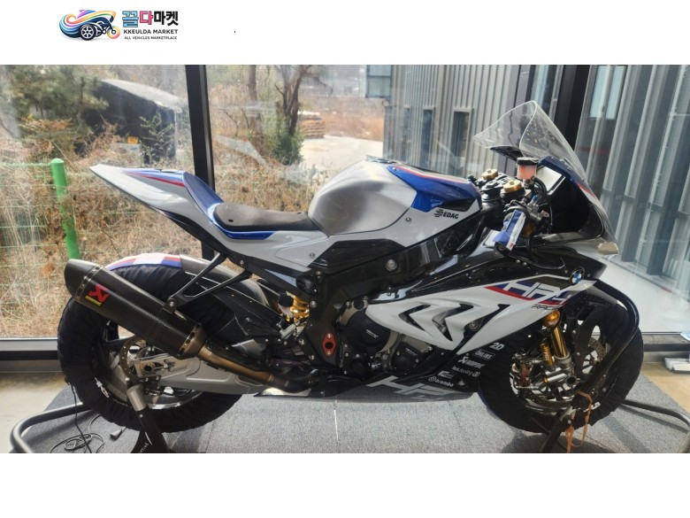 bmw hp4레이싱 신차~~팔아요