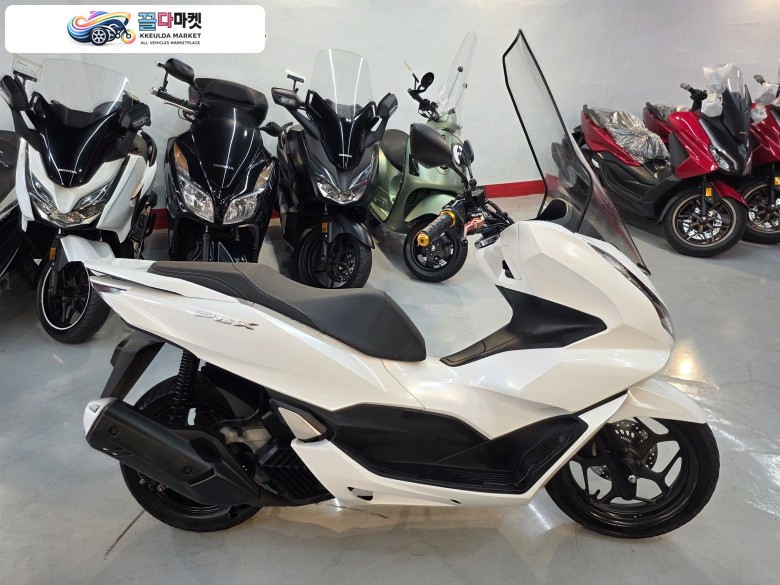 혼다 PCX125ABS 21년식 판매합니다