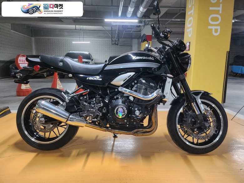 가와사키 Z900RS
