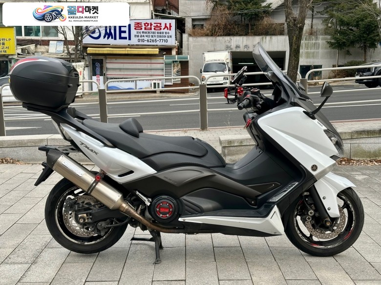 야마하 스포츠 빅스쿠터 간판모델 티맥스530 판매