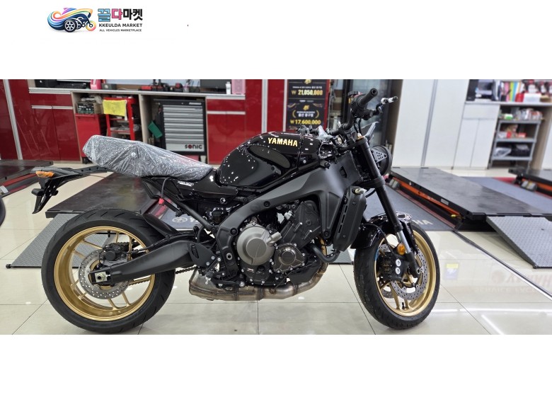 YAMAHA / XSR900 / 신차 / 블랙색상 판매합니다.