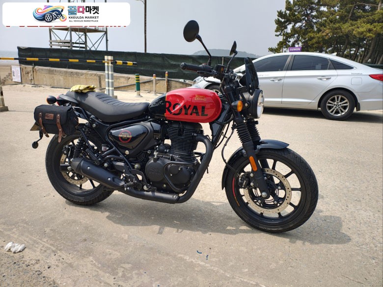 로얄엔필드 헌터350 HNTR350 J엔진 350cc 23년식 약 15**m 주행중