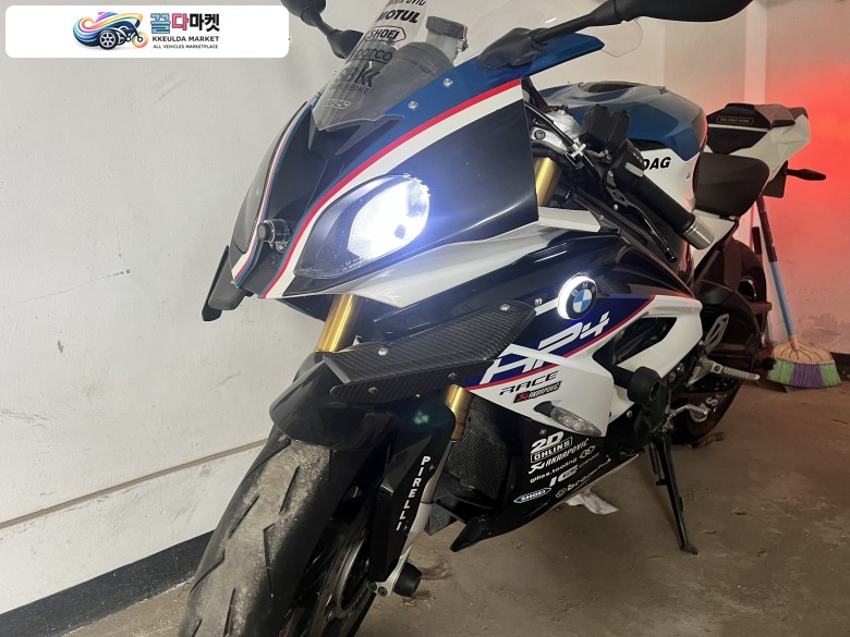 BMW S1000RR