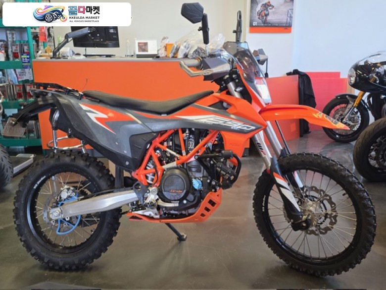 23년식 ktm 690 엔듀로 r 팝니다..(급매)