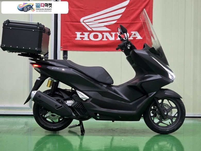 혼다 pcx125 26년식 신차 1km  셋팅차량 판매합니다.