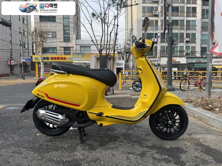 2021년식 베스파 스프린트S125 ABS (상태 최상)