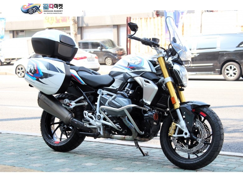 중고오토바이매입 전문 / BMW R1250R 아크라구변완료 굿컨디션 판매 / 대차 환영 / 무이자 카드 및 할부
