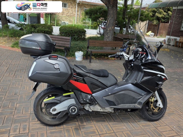 아프릴리아 SRV850 판매합니다