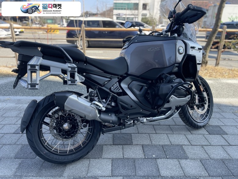 BMW R1300GS ADV 2026년식 신차급 차량 판매합니다.