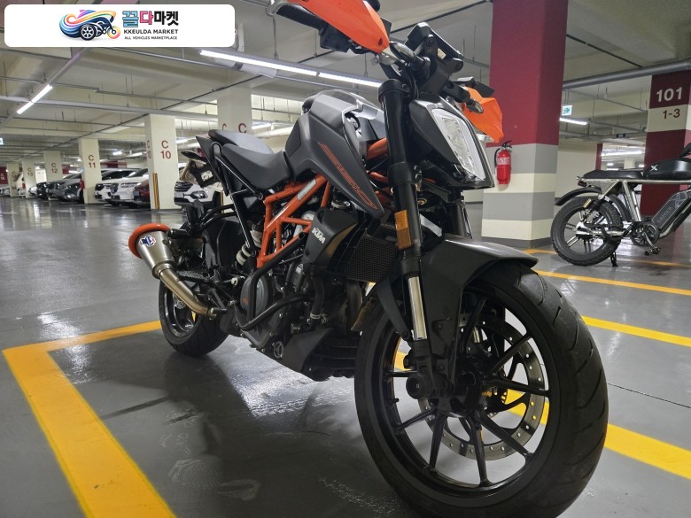 KTM DUKE390민트급