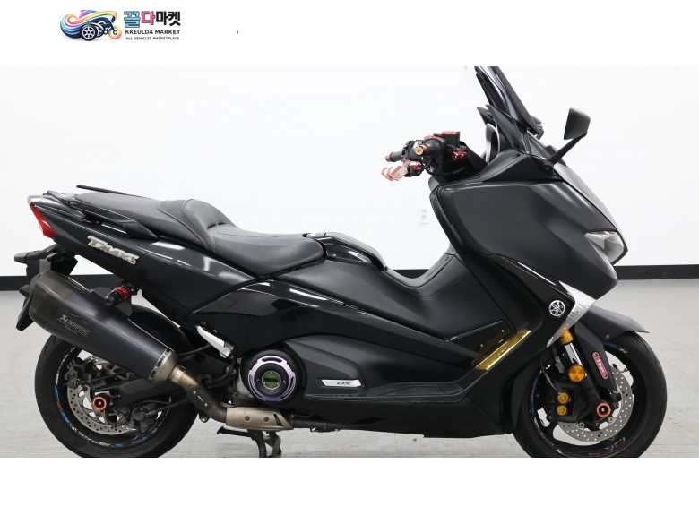 [ 매버릭바이크 ] / 아크라포빅 장착된 TMAX530 판매합니다.