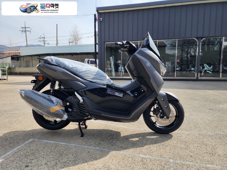 [신차]YAMAHA 야마하 2026년 NMAX125 컴팩트해진 새로운 차체와 강력한 듀얼 아이 헤드라이트