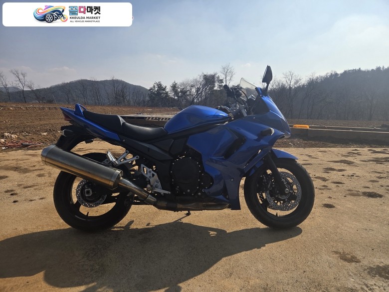 스즈끼 GSX 1250FA 팝니다.