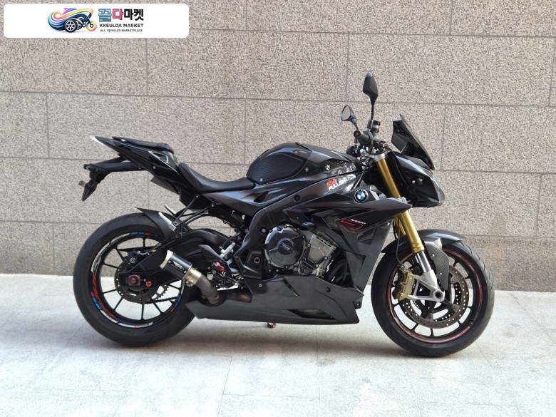 2020 BMW S1000R 싱글알 판매합니다.