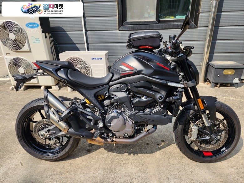 SLBIKE 2023년식 두카티 몬스터 937 블랙 판매