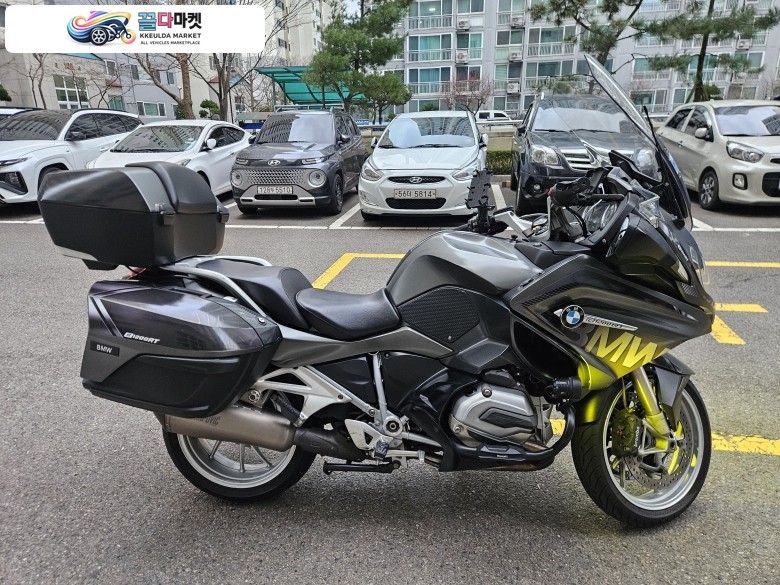 BMW R 1200 RT 1050만원에 팝니다