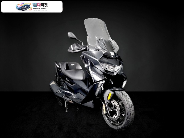[BMW 공식모델] C400GT 럭셔리 투어링 - 무사고 관리잘된 중고매물 - 정직한 매입과 최고가 대차를 도와드립니다.