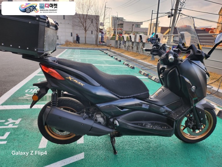 XMAX300 22년식 42,000km