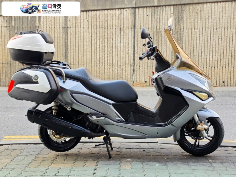 Q3 대림 2016년식 250CC 스마트키모델 판매합니다