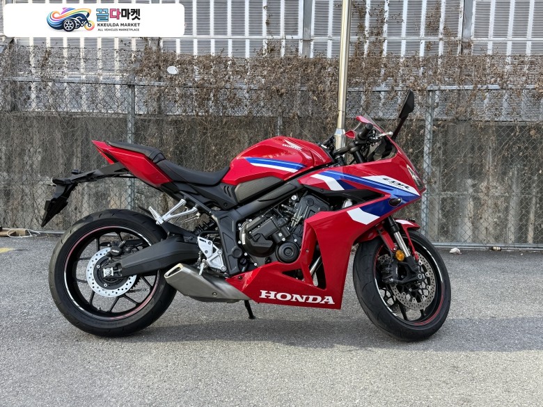 2025년식 혼다 CBR650R E클러치 모델 판매합니다