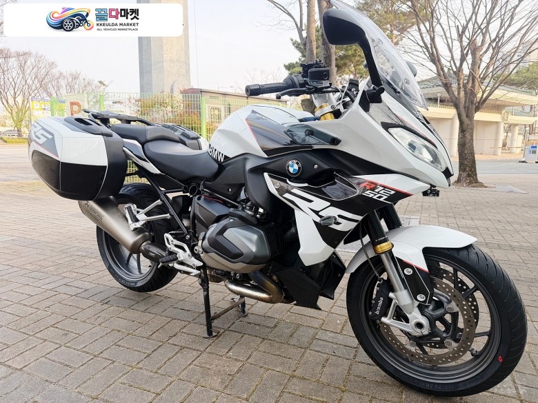 BMW R1250RS 2023년식 판매합니다.(키로수짧은)