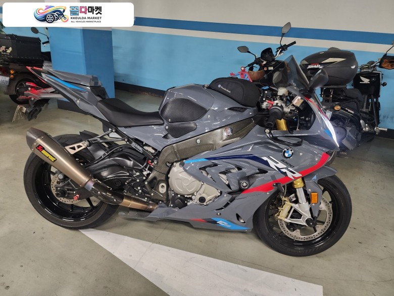 bmw s1000rr 17년식 팝니다