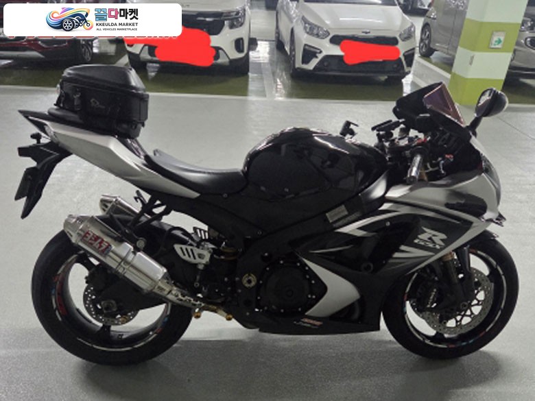 스즈끼 GSX R1000 판매합니다