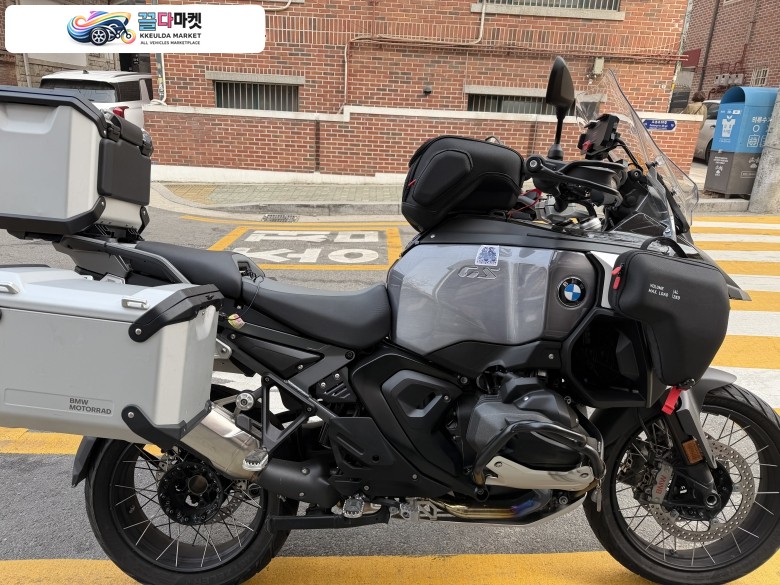 R1300GSA 25년식 수동 트리플블랙 판매 합니다