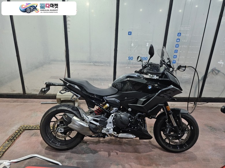 BMW F900XR 1060km 신차급 판매 합니다