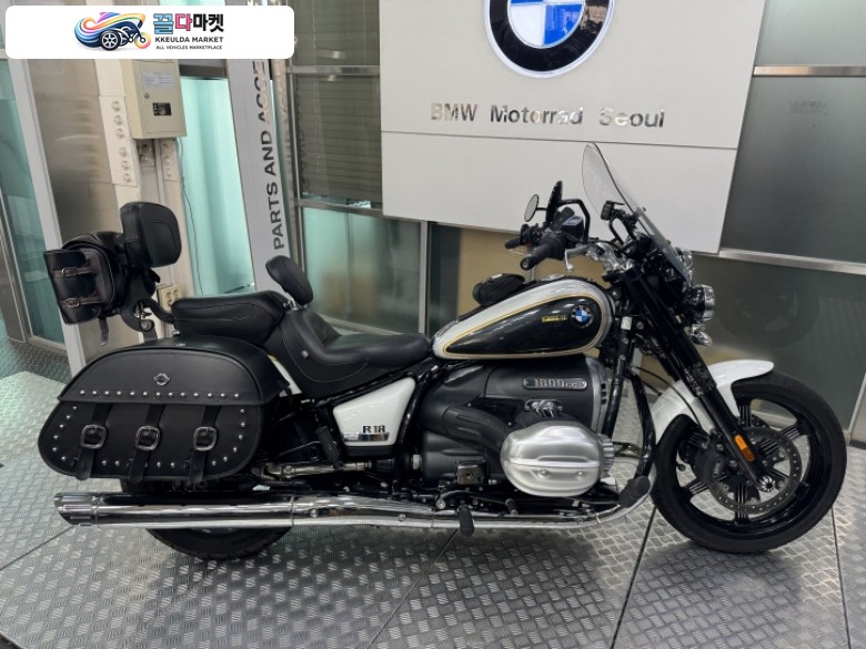 BMW R 18 Classic Option 719 미네랄 화이트 메탈릭 스폐셜 버전