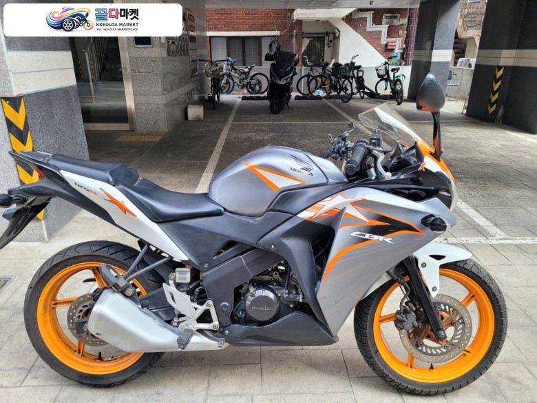 혼다 시비알 CBR 125 바이크 판매합니다