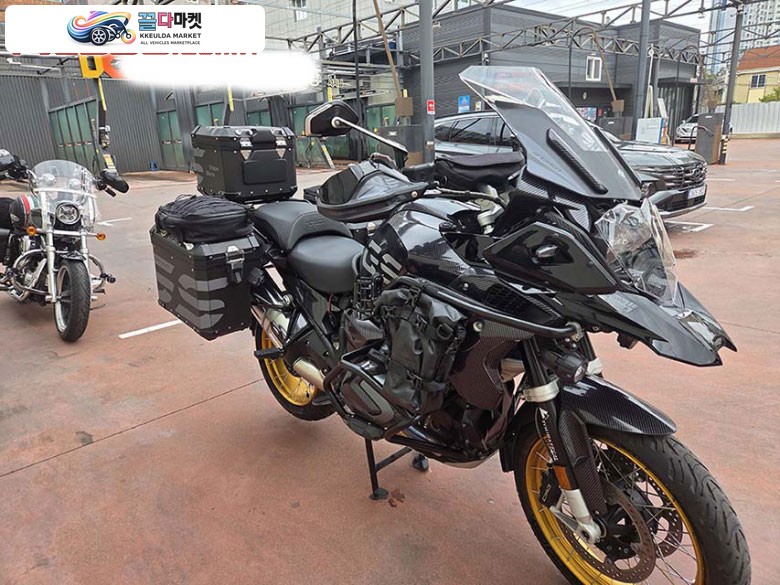 BMW1250GS 2021년 트리플블랙 16555km 전체카본테칼 로우시트 풀튜닝 판매합니다 정품 알루미늄3박스