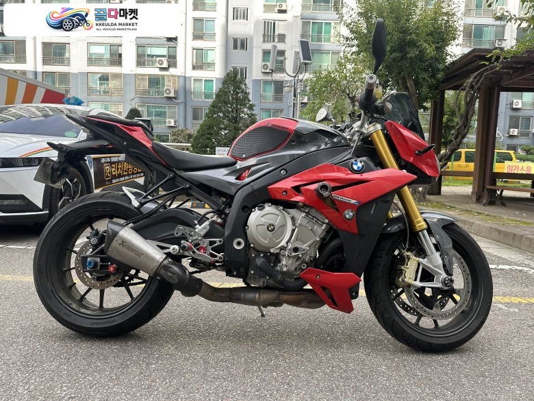 S1000R 2014년식 판매 합니다.