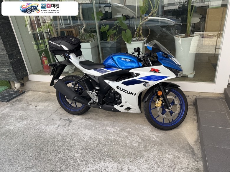 25년식 2700키로대 스즈키 GSX-R125 저렴하게 팝니다!(순정)