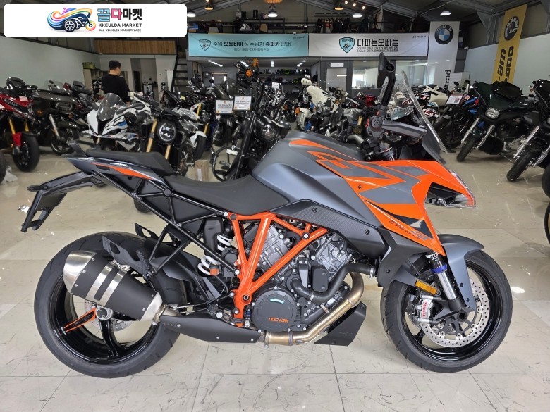 KTM 신차도 다파는 오빠들!! 모든 신차 구매 문의 주세요 TAX100% , VAT100%