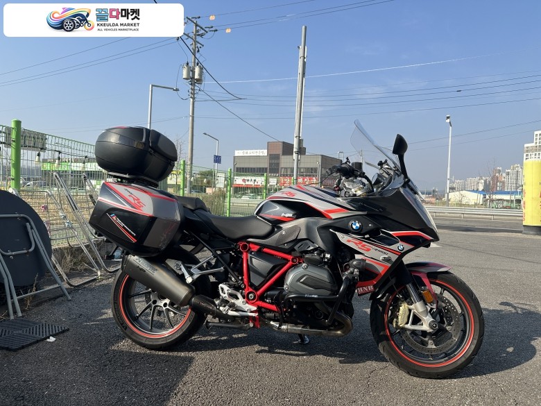 17년식 bmw r1200rs A급 팝니다.