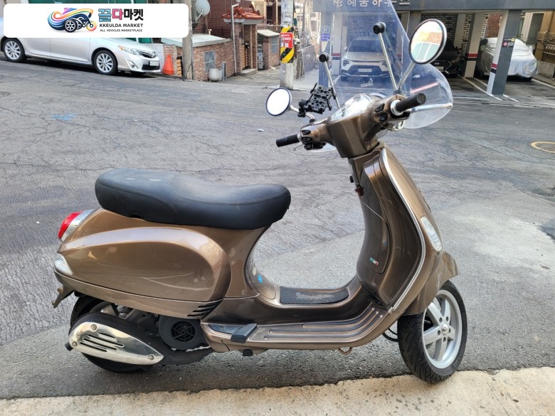 베스파 125CC 클래식 스쿠터 판매합니다