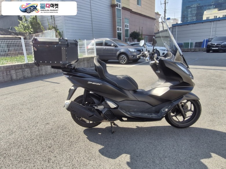 21년식 혼다 PCX(출퇴근용) 15000km 판매 합니다