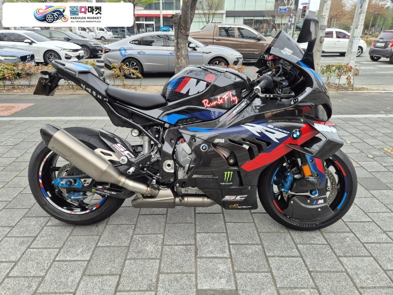 최상급 레어템 BMW M1000RR //  눈물의 양도.