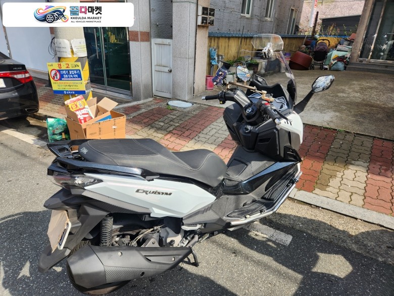 25년식SYM크루심300 신형
