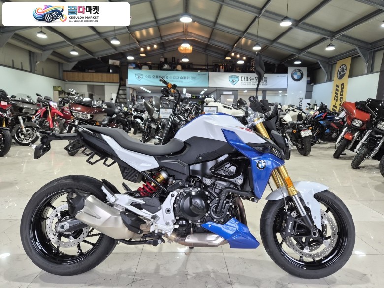 BMW F900R 화이트 23년 2,144km
