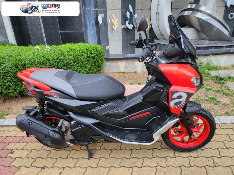 아프릴리아 SR GT125 짧은 키로수