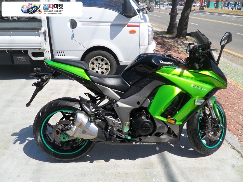 가와사키 Z100SX 판매합니다 .