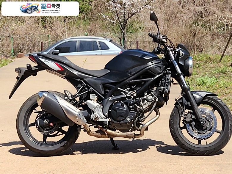 스즈키 SV650 1만키로 이하 주행거리를 자랑합니다. 전 기종대차가능