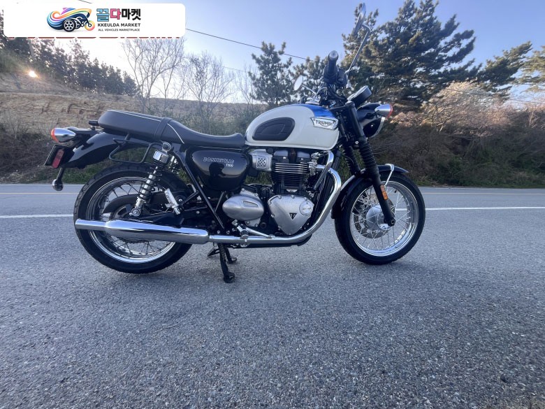 2020년 트라이엄프 본네빌 T100 16300km