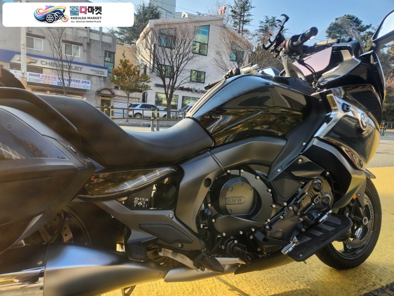 BMW  K1600B